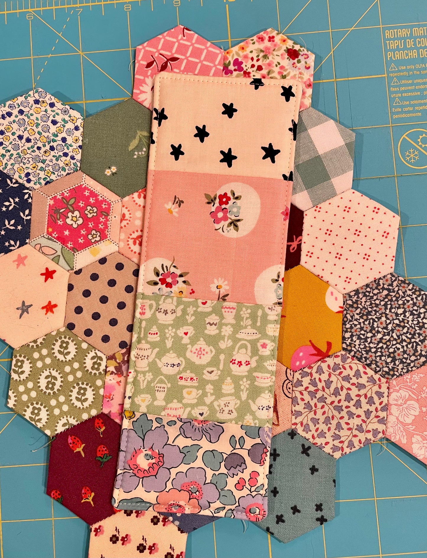 Stars and Teapots Bookmark