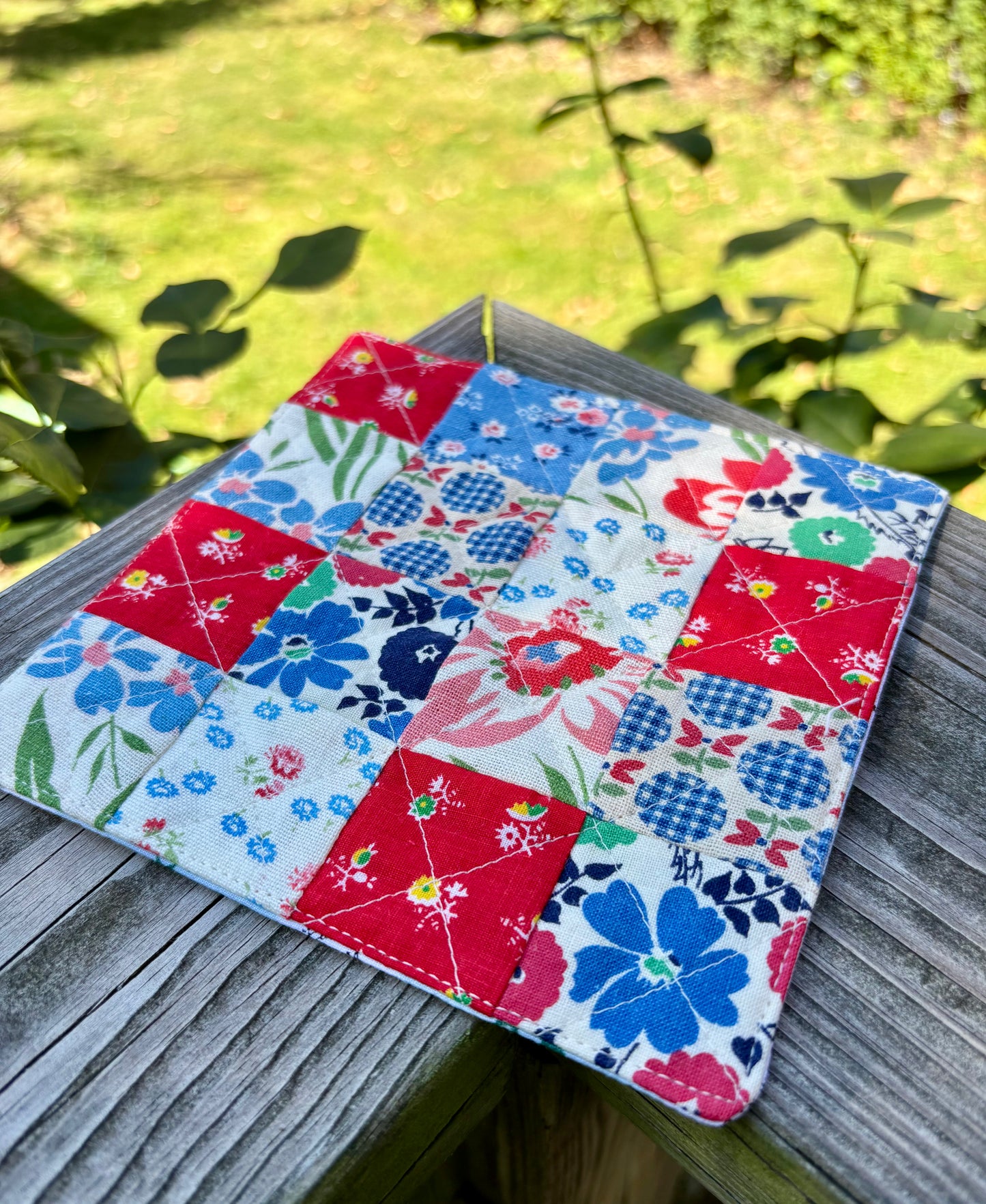 Vintage Feedsacks Mug Rug