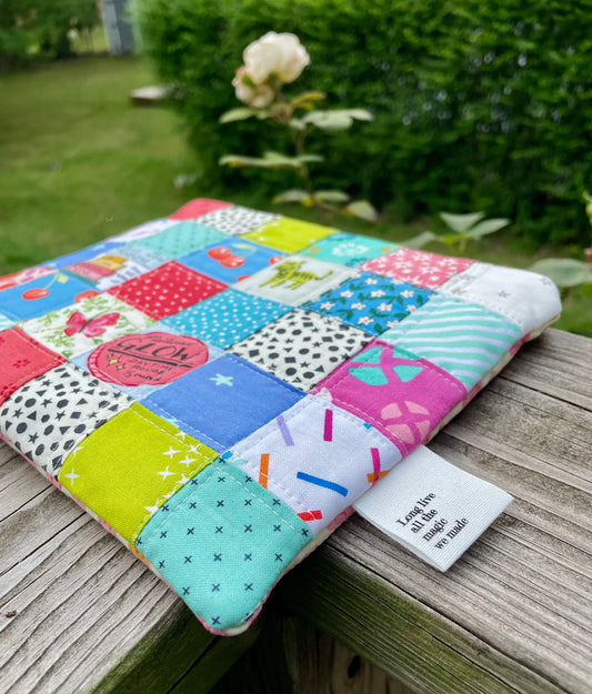 1989 Inspired Quilted Zipper Bag