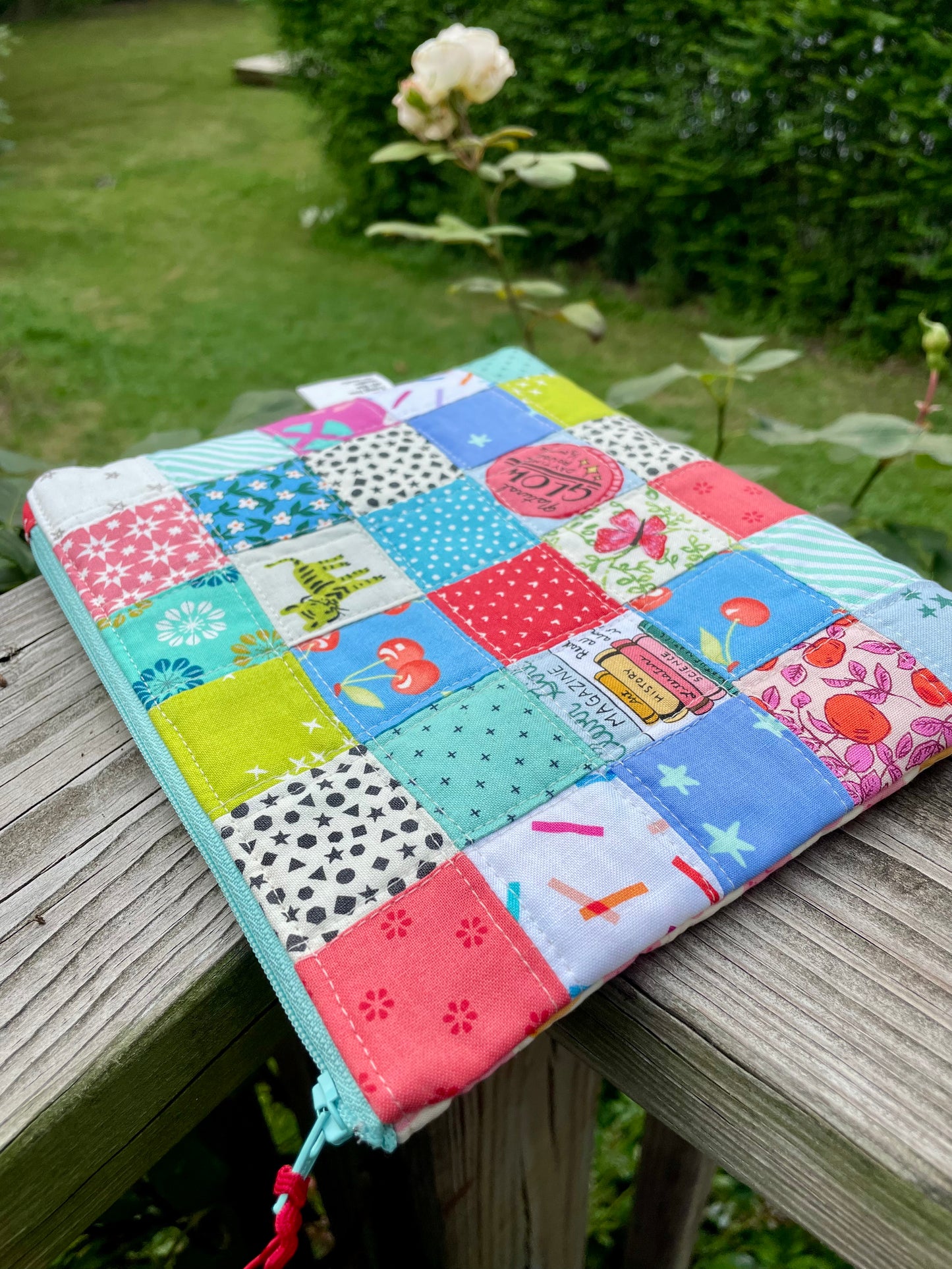 1989 Inspired Quilted Zipper Bag