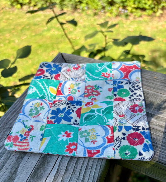 Vintage Feedsacks Mug Rug