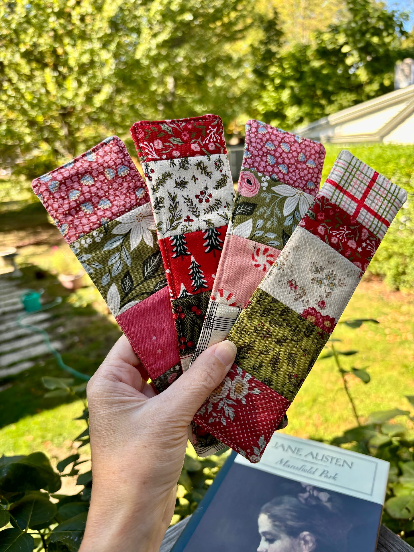 Green Floral Holiday Bookmark