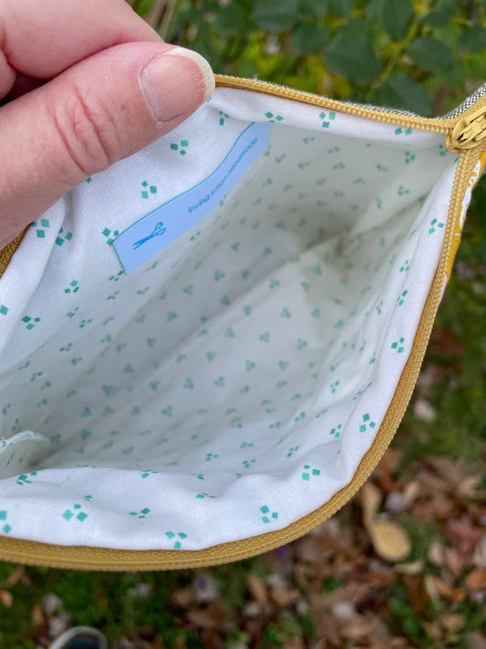 Quilted Hand Pieced Zipper Bag