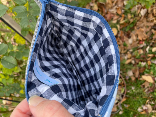 Quilted Hand Pieced Zipper Bag