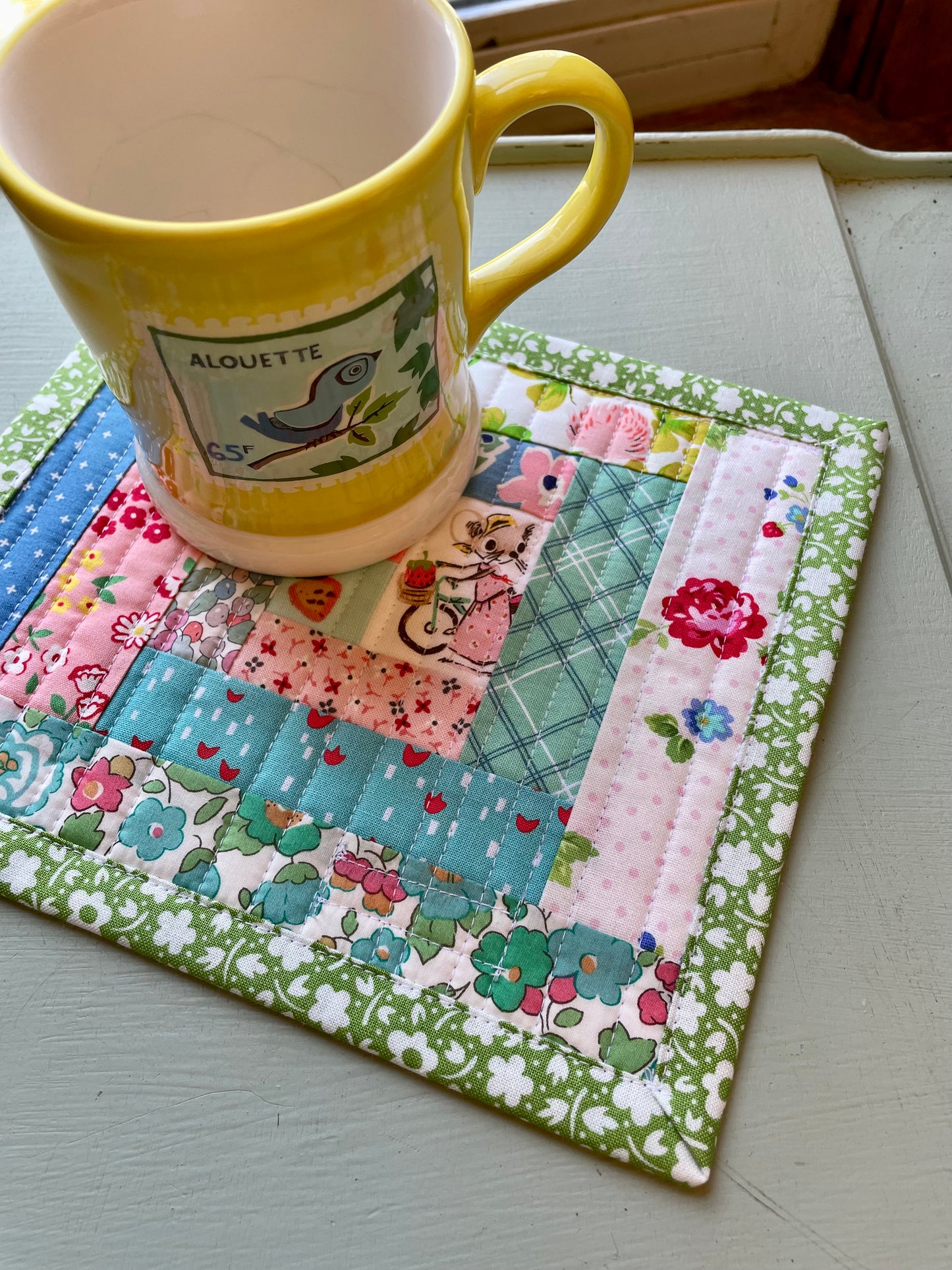 Tiny Patchwork Quilted Table Mat
