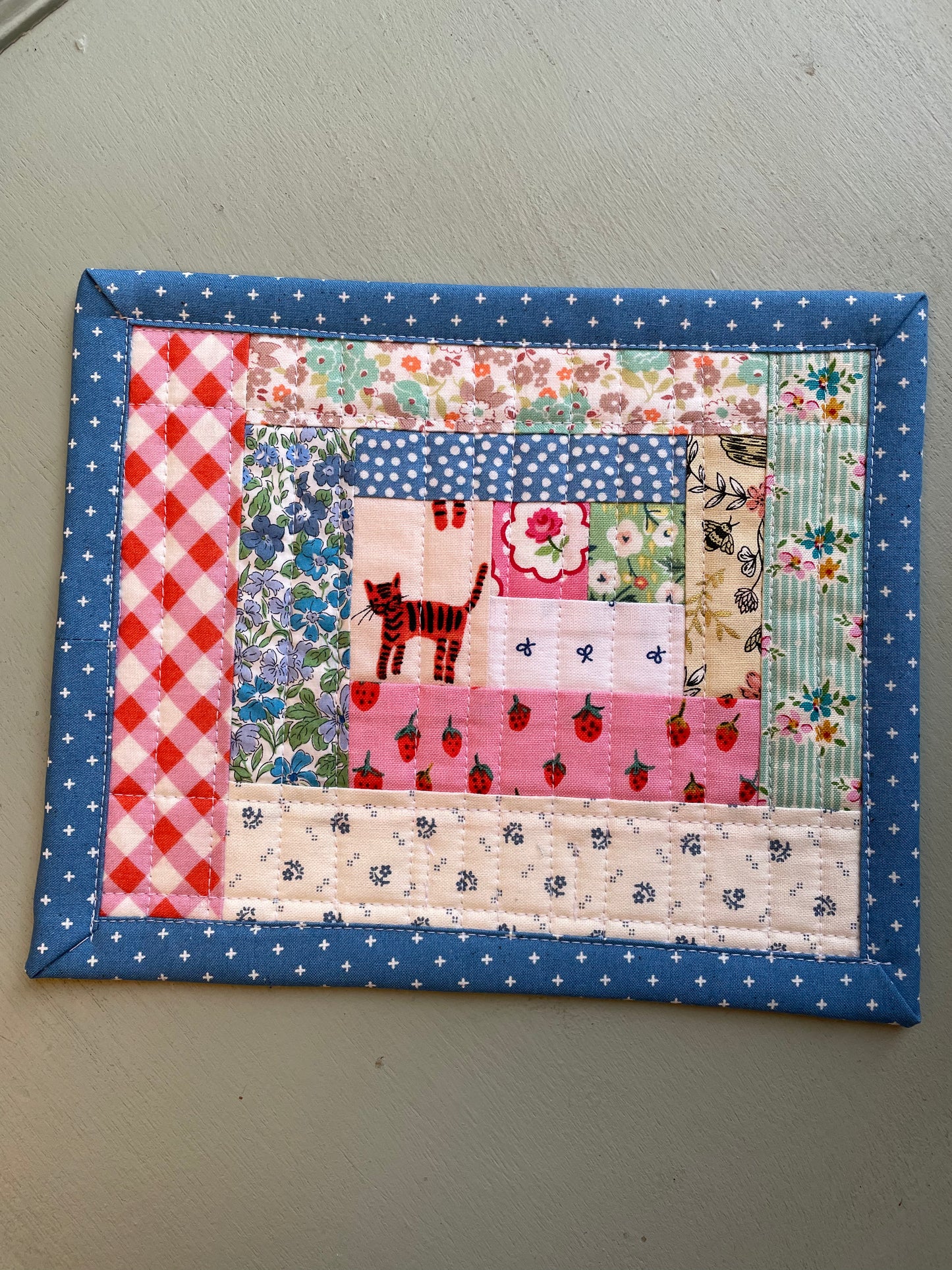 Tiny Patchwork Quilted Table Mat