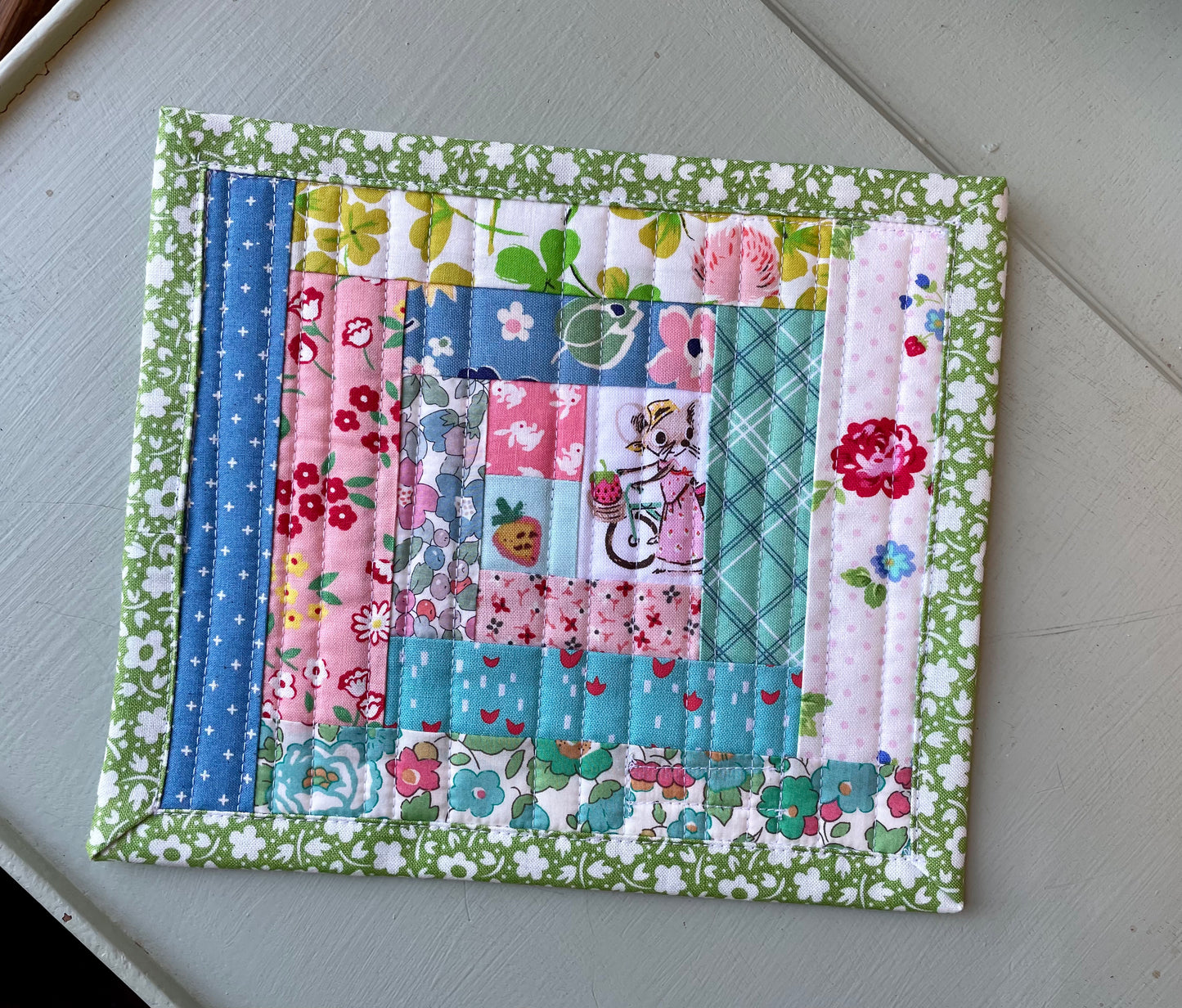 Tiny Patchwork Quilted Table Mat