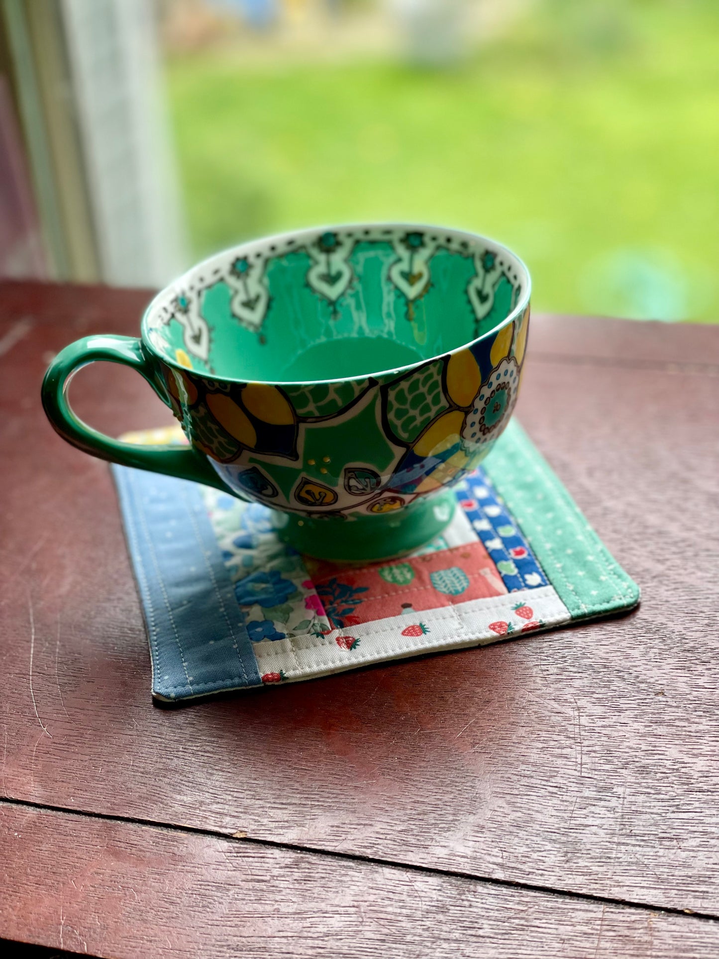 Strawberries and Stars Patchwork Table Mat