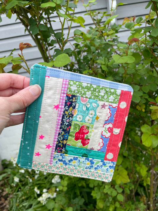 Strawberry Patchwork Table Mat