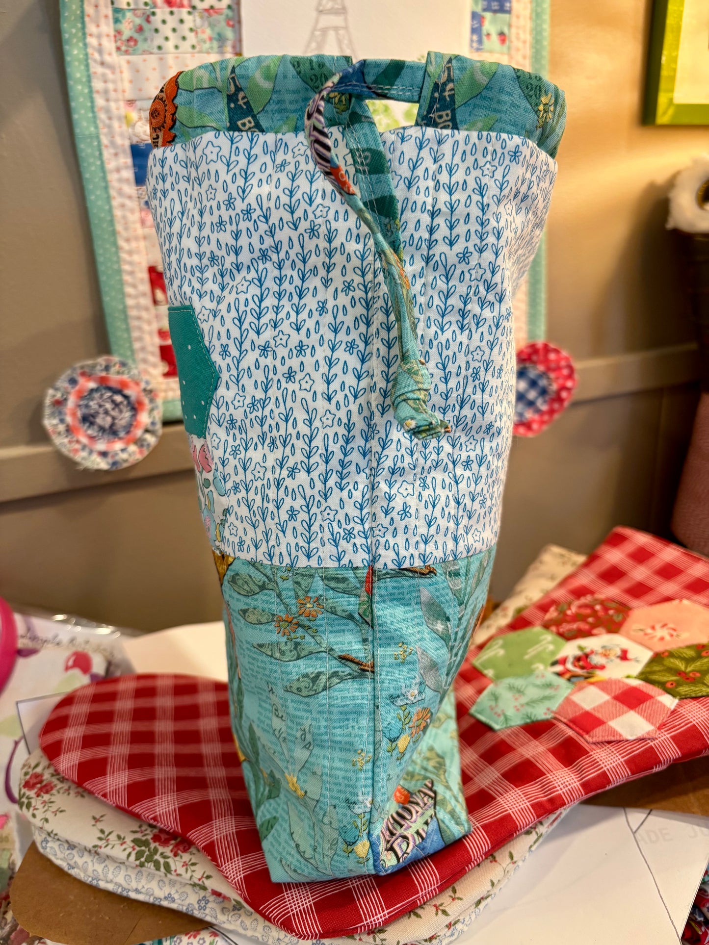 Birds Quilted Drawstring Bag