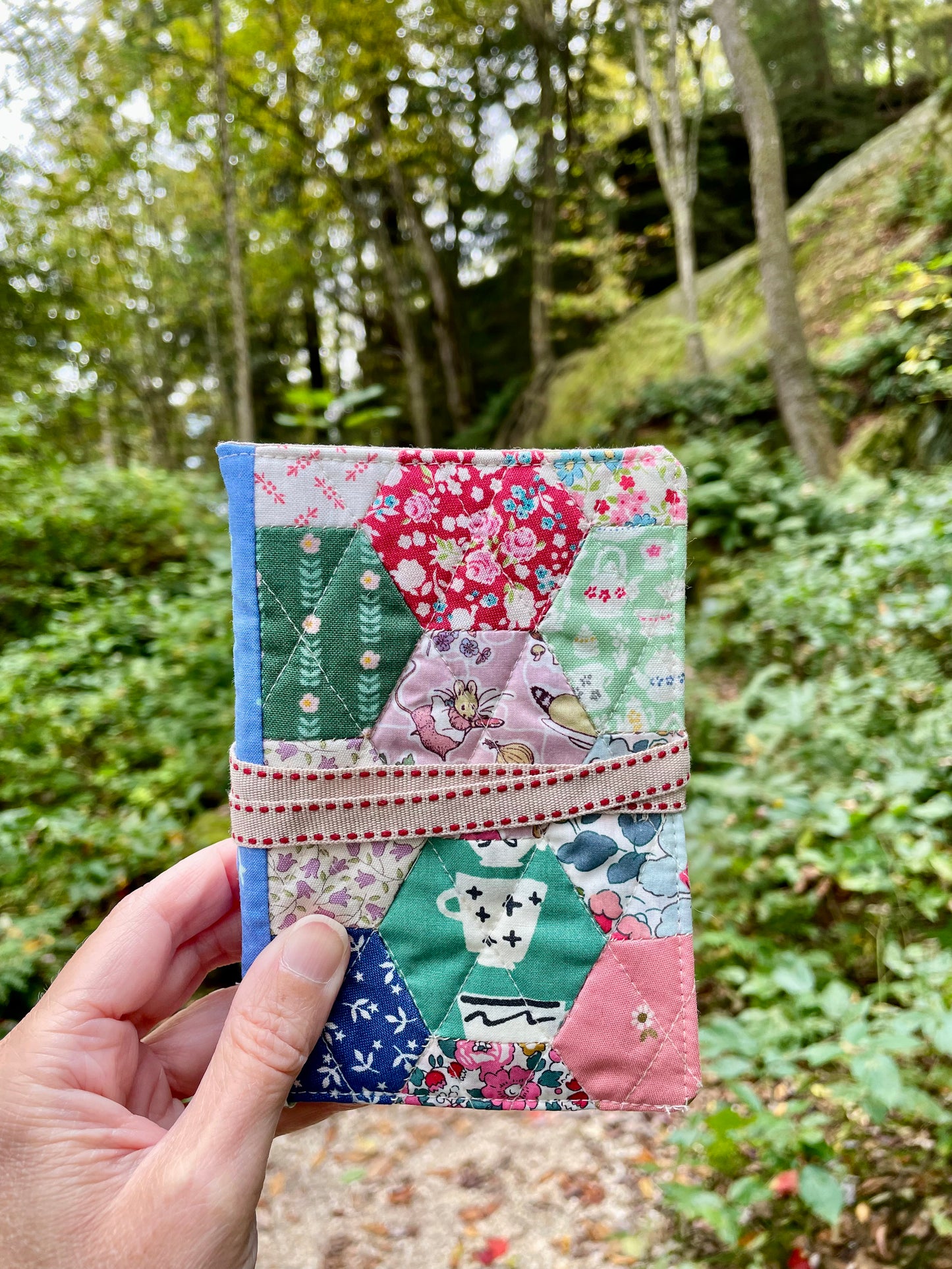 Hand Pieced Needle Book Miss Mouse