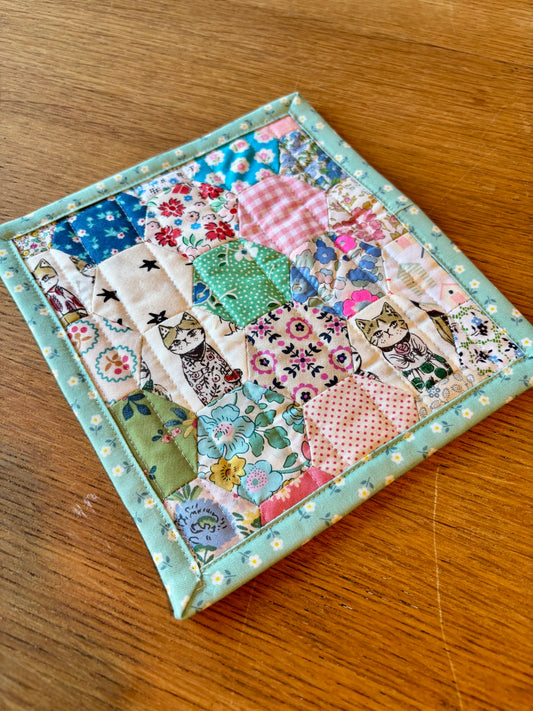 Miss Kitties Hand Pieced Table Mat