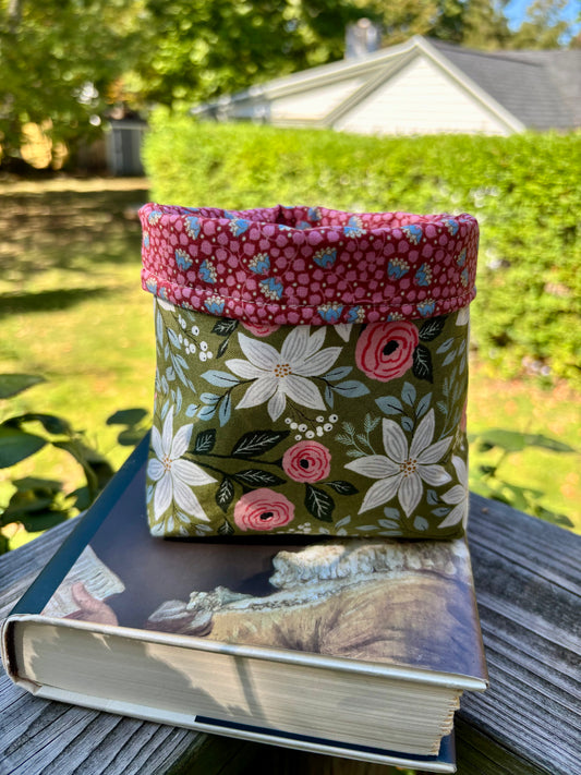 Green Holiday Fabric Bucket