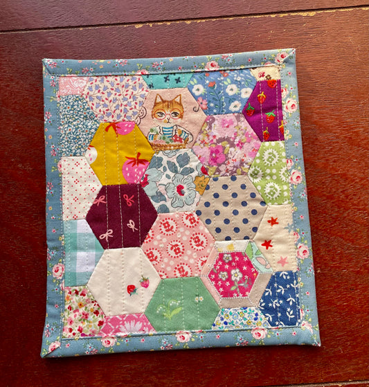 Stitchy Kitty Hand Pieced Table Mat