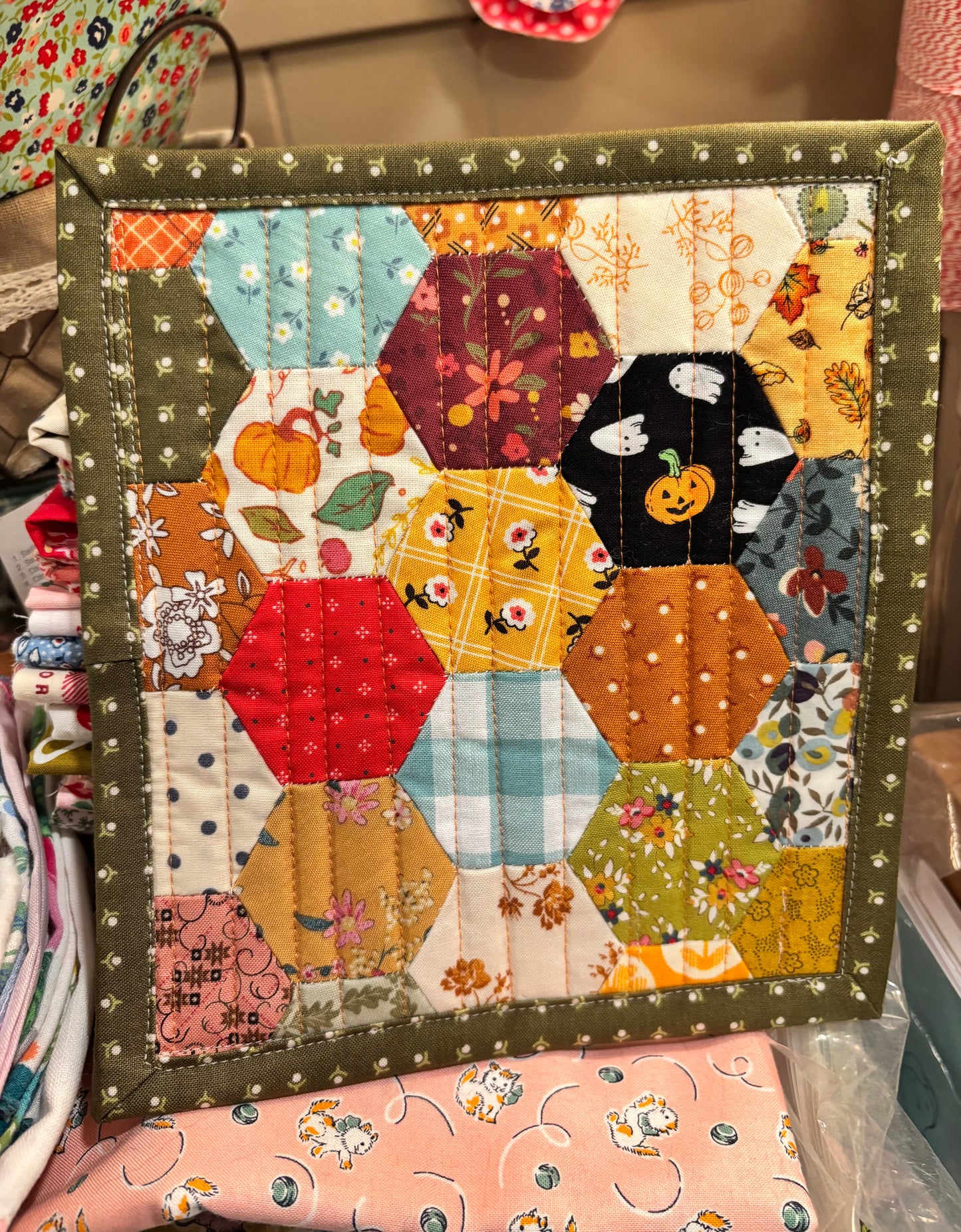 Pumpkins Hand Pieced Table Mat
