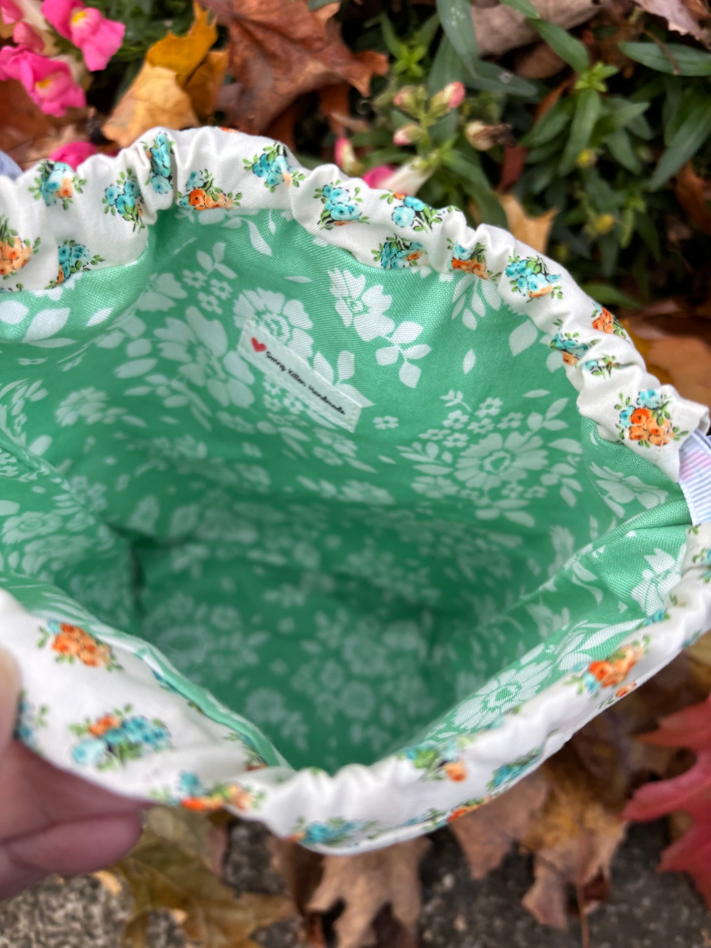 Beachy Quilted Drawstring Bag