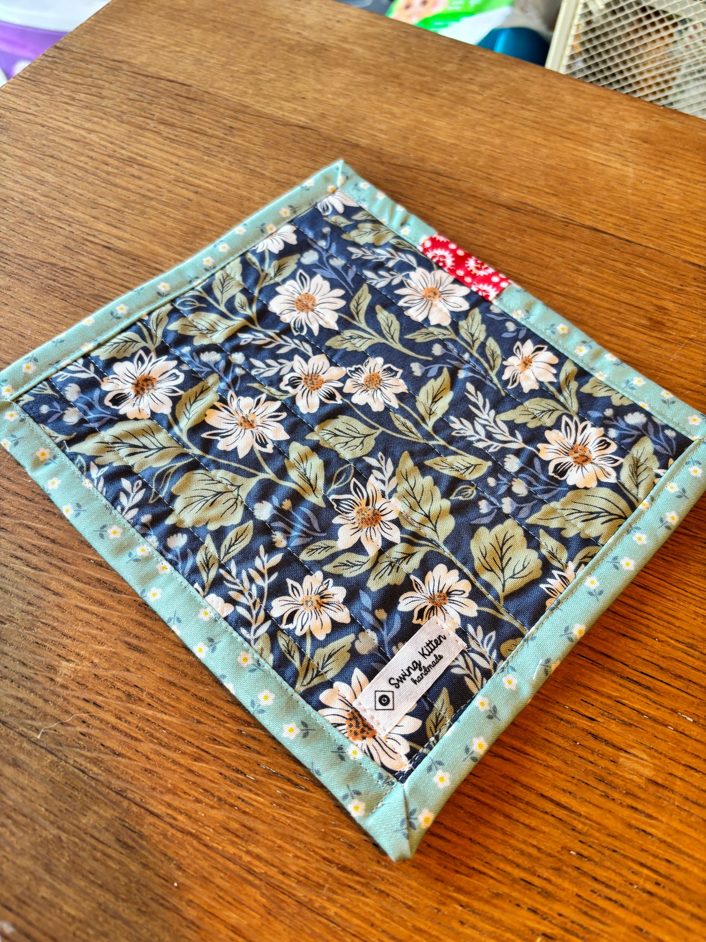 Pair of Kitties Hand Pieced Table Mat