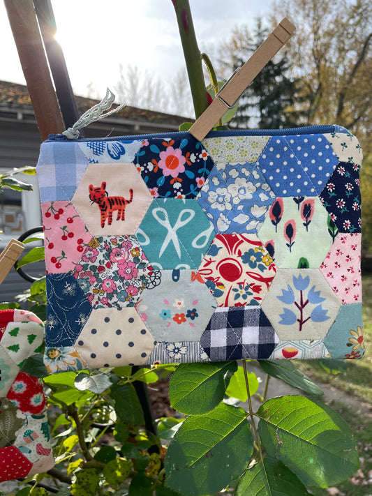 Quilted Hand Pieced Zipper Bag