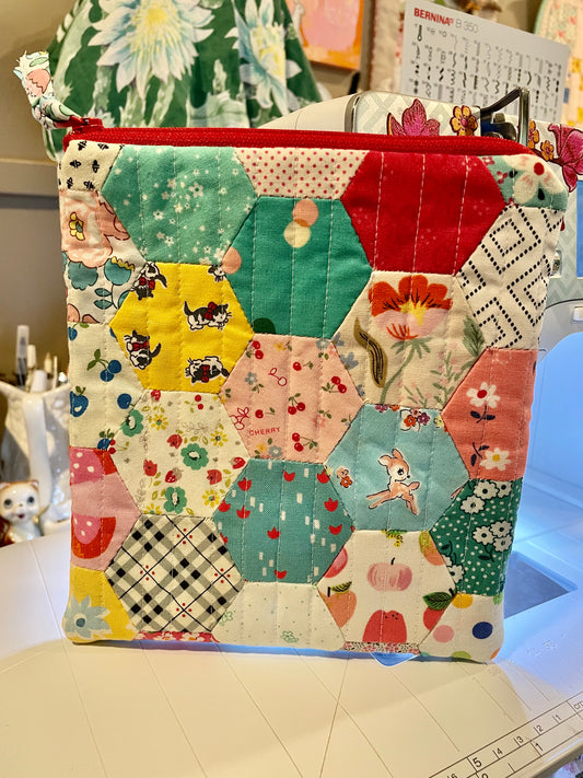 Hand Pieced Quilted Zipper Bag