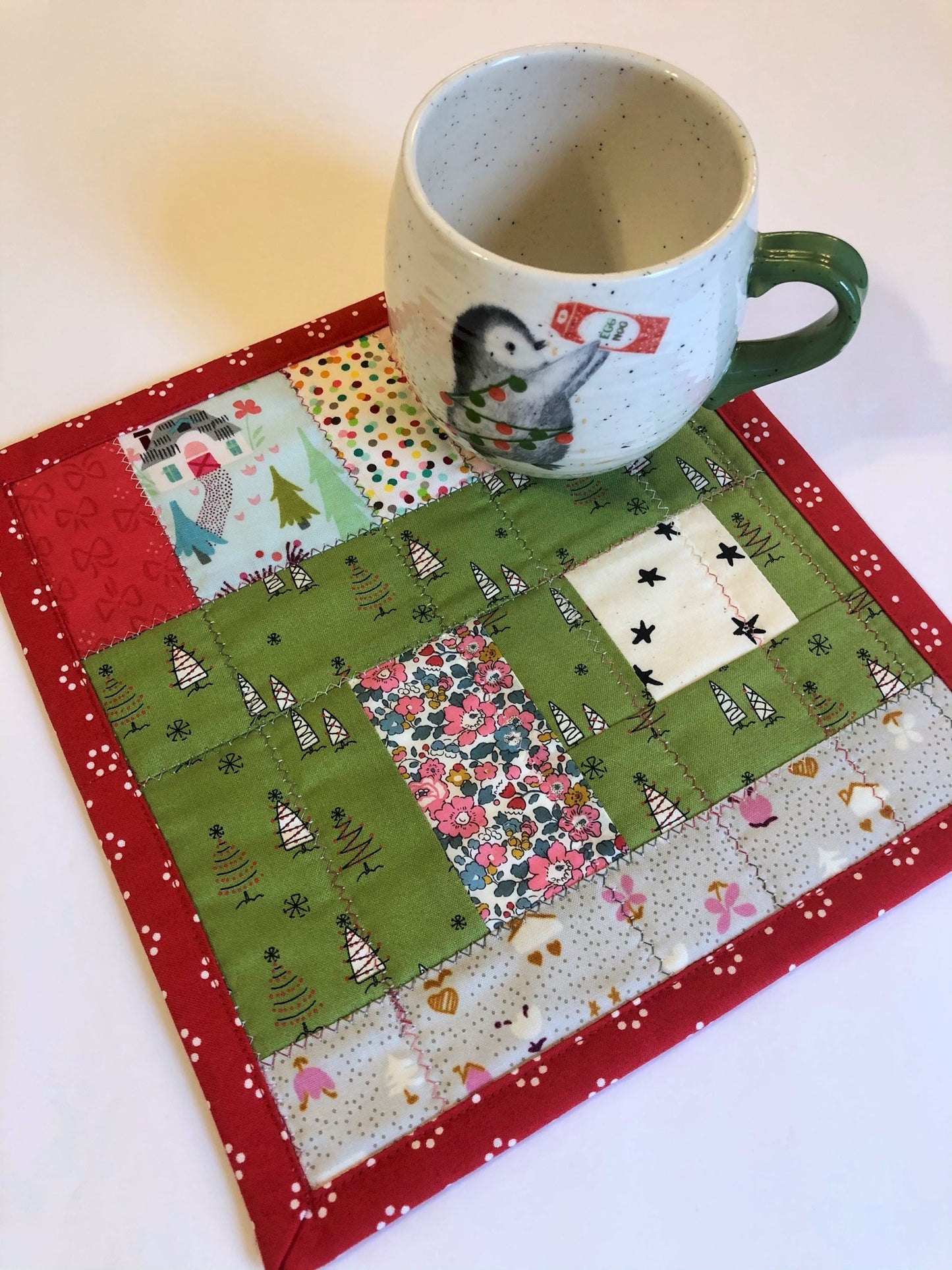 Holiday Table Mat With Flowers and Trees