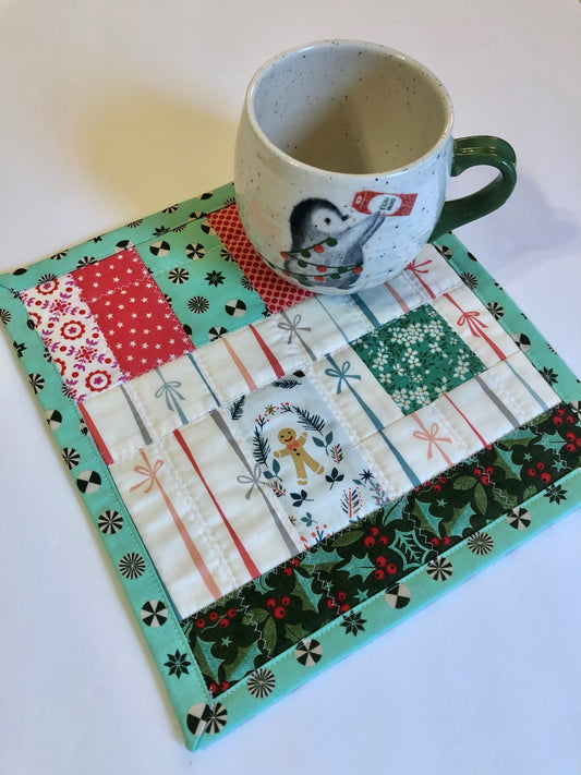 Holiday Table Mat With Gingerbread Man