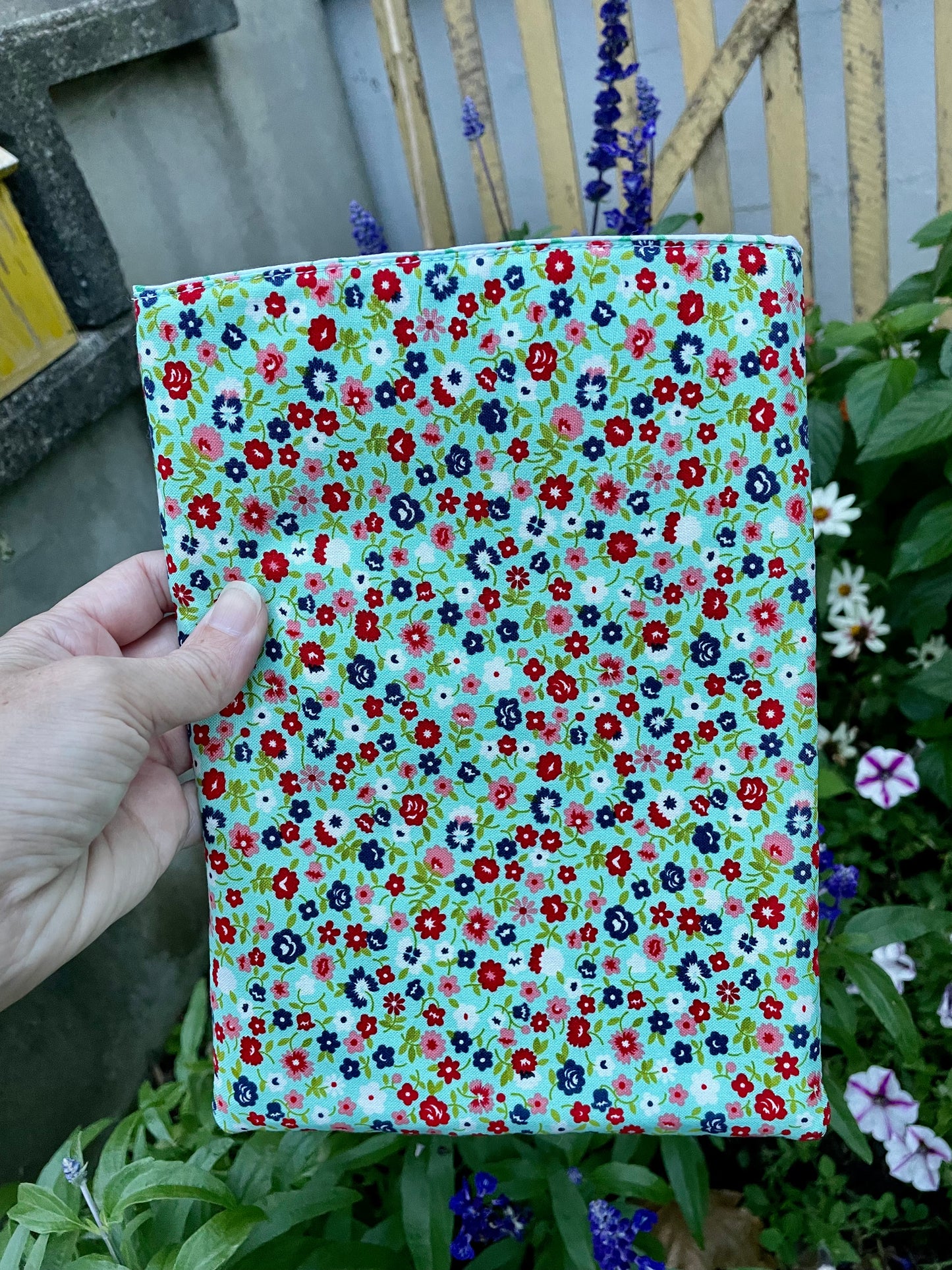 Hand Pieced Quilted Journal Sleeve