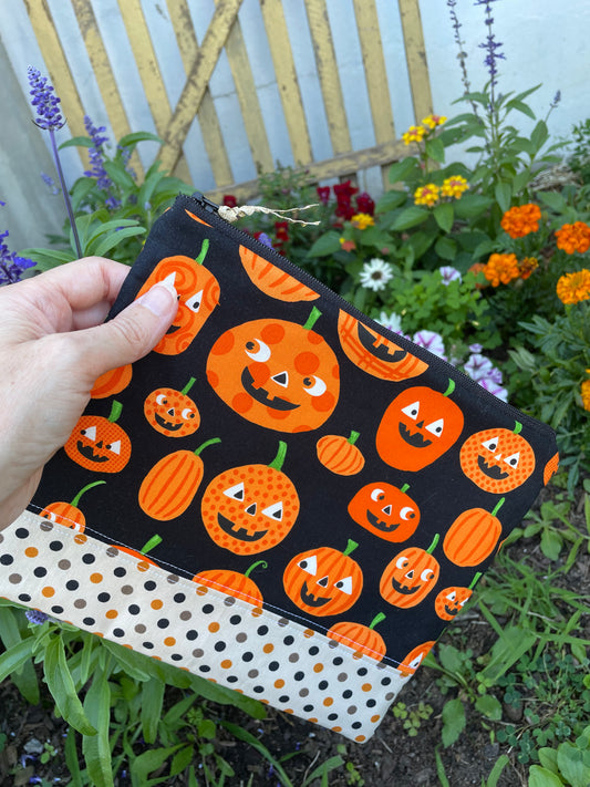 Black Pumpkin Zipper Bag