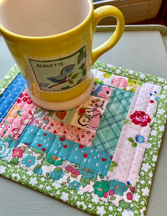 Tiny Patchwork Quilted Table Mat